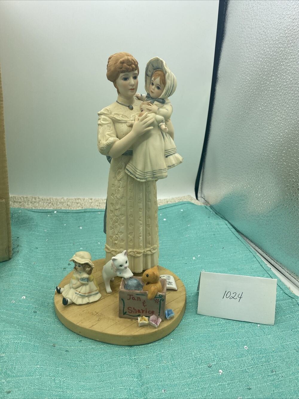 $165 Vtg '88 Jan & Sharice Porcelain Figurine Limited Edition Jan Hagara #4730